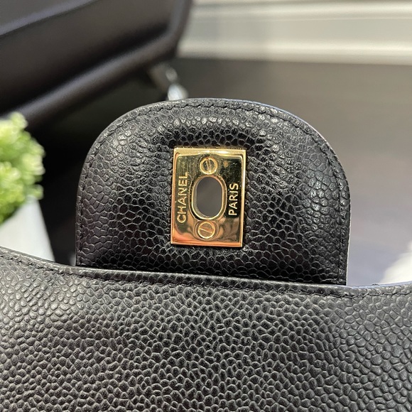 Chanel jumbo caviar gold hardware - Picture 6 of 16